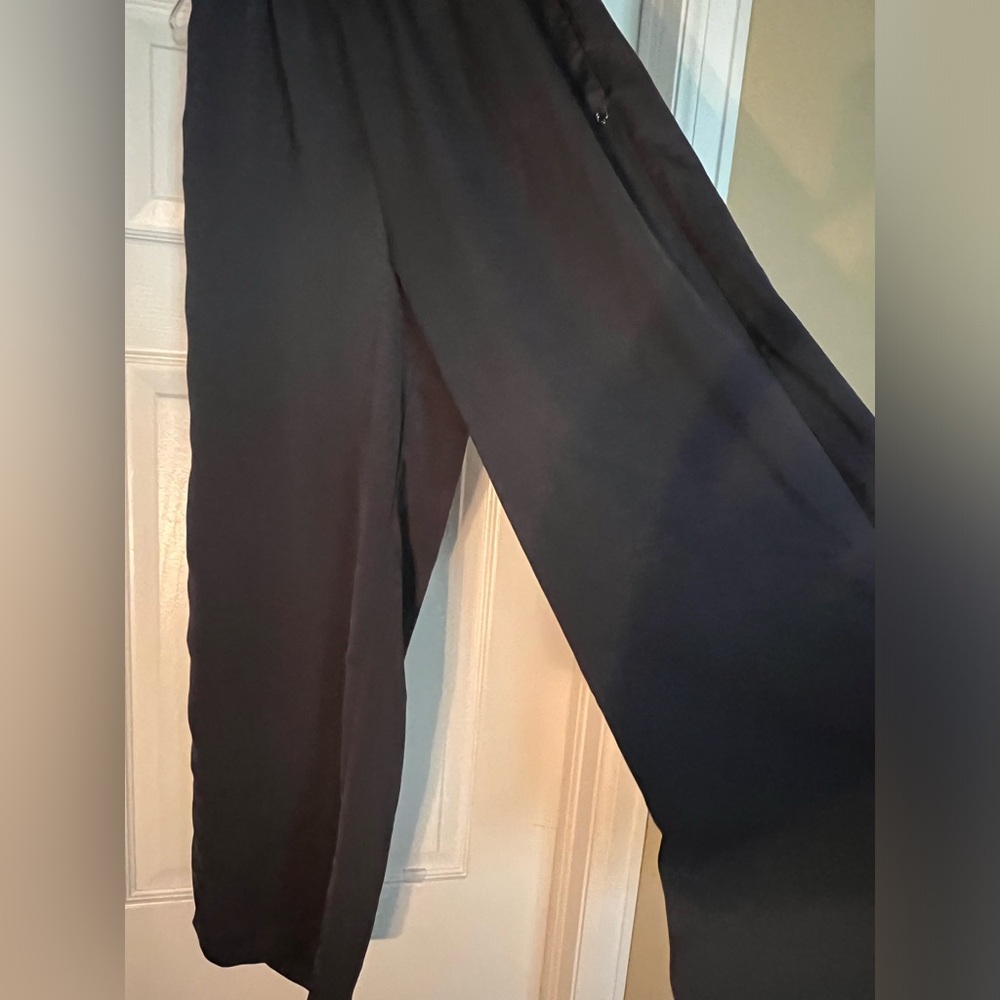 Fabletics Plazzo pants in soft silk fabric